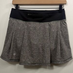 Lululemon Pace Rival Gray Black skirt size 4.